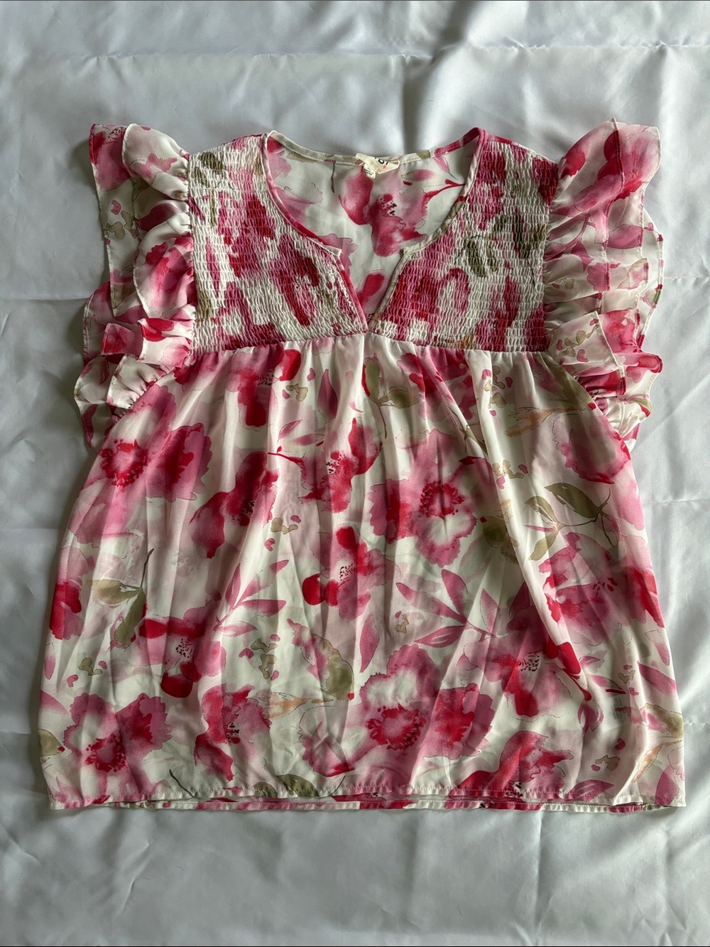 Women’s Pink Floral Flutter-Sleeve Blouse